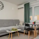 Ali-Pasha Luxury Apartment