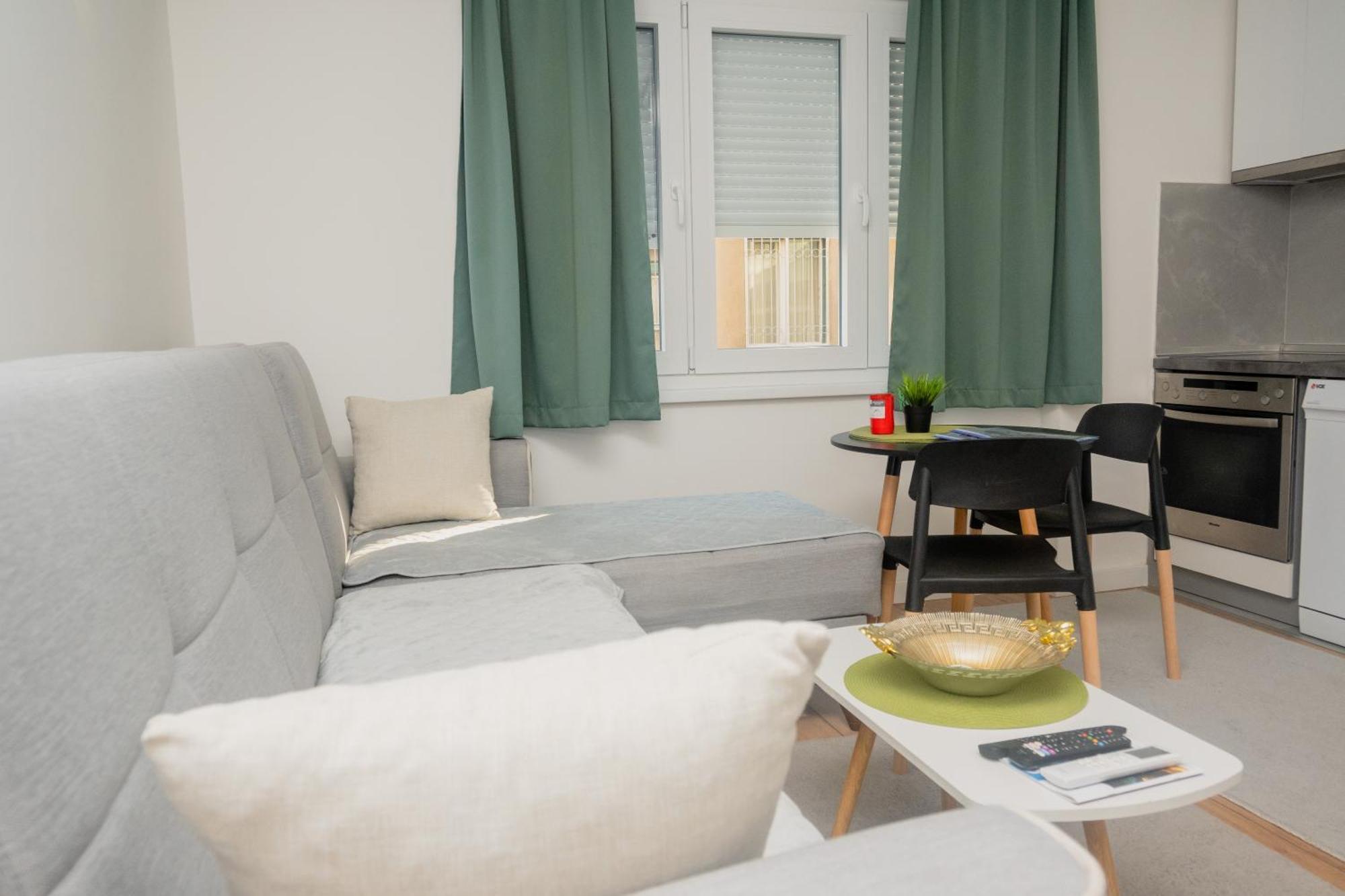 Ali-pasha Luxury Apartment